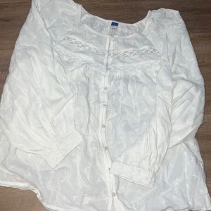 Old Navy white shirt